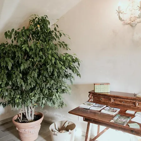Al Devesio Bed & Breakfast *