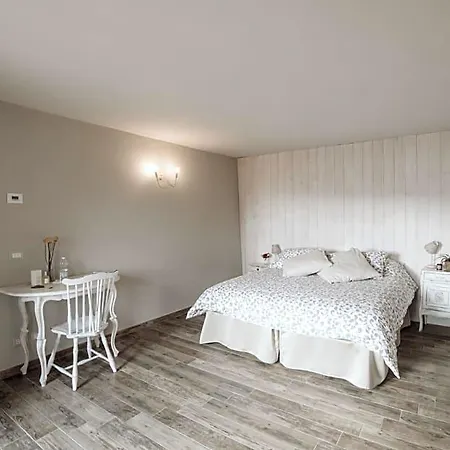 Al Devesio Bed & Breakfast 3*